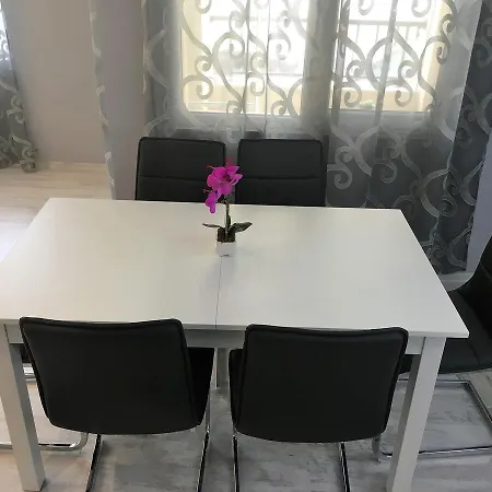 Geri 4 * Pomorie